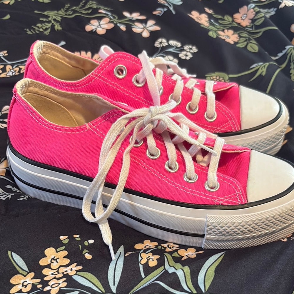 Converse Platform- Bright Pink - image 1